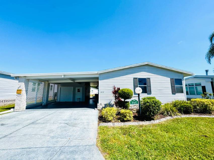 1345 Champion Drive a Lakeland, FL Mobile or Manufactured Home for Sale